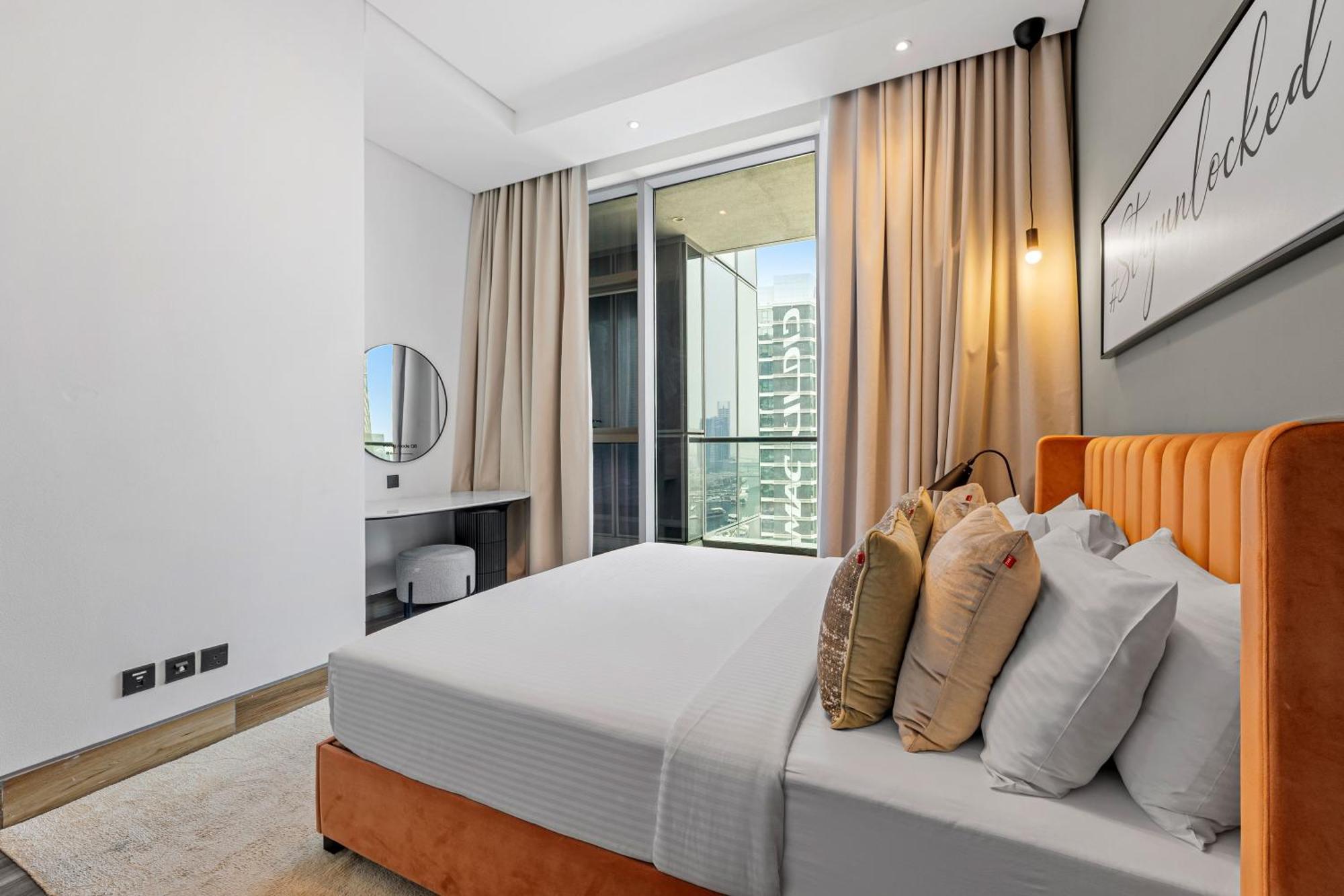 Unlock J One Downtown Dubai Apartment Bagian luar foto